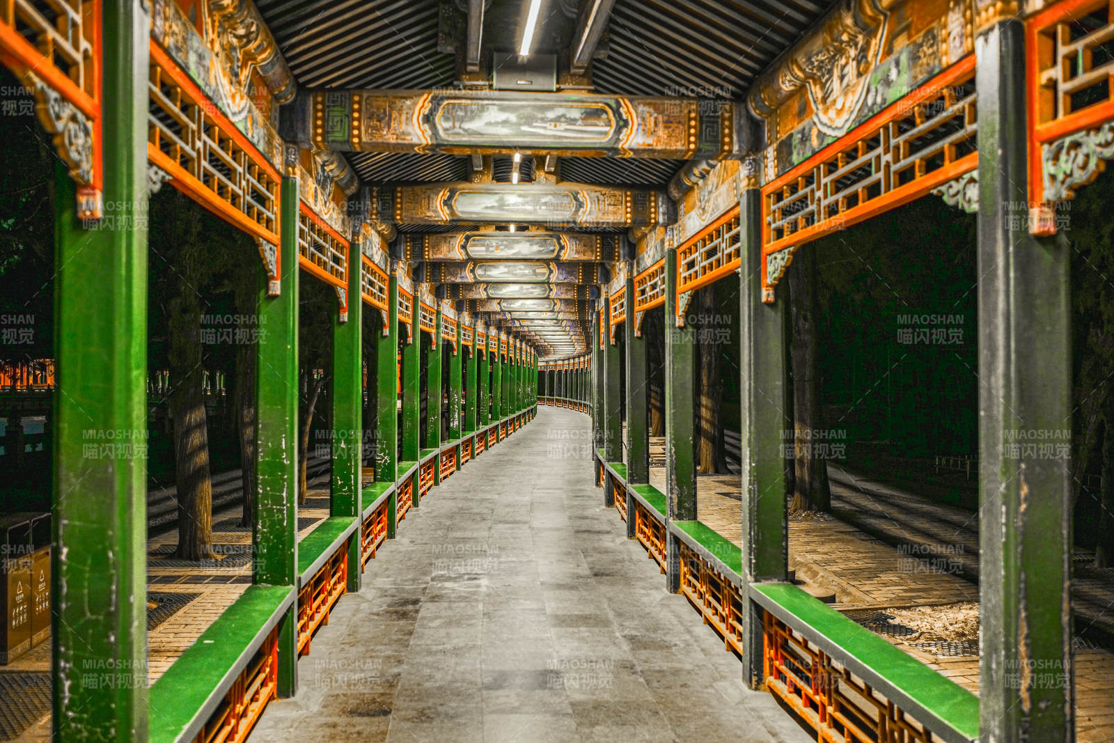 颐和园长廊古韵图片