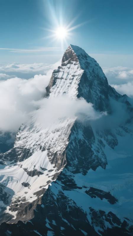 雪峰凌云 日照金山图片