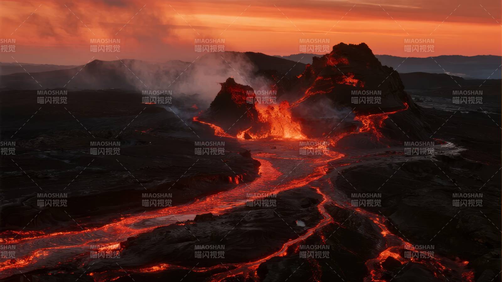 火山喷发熔岩流淌图片