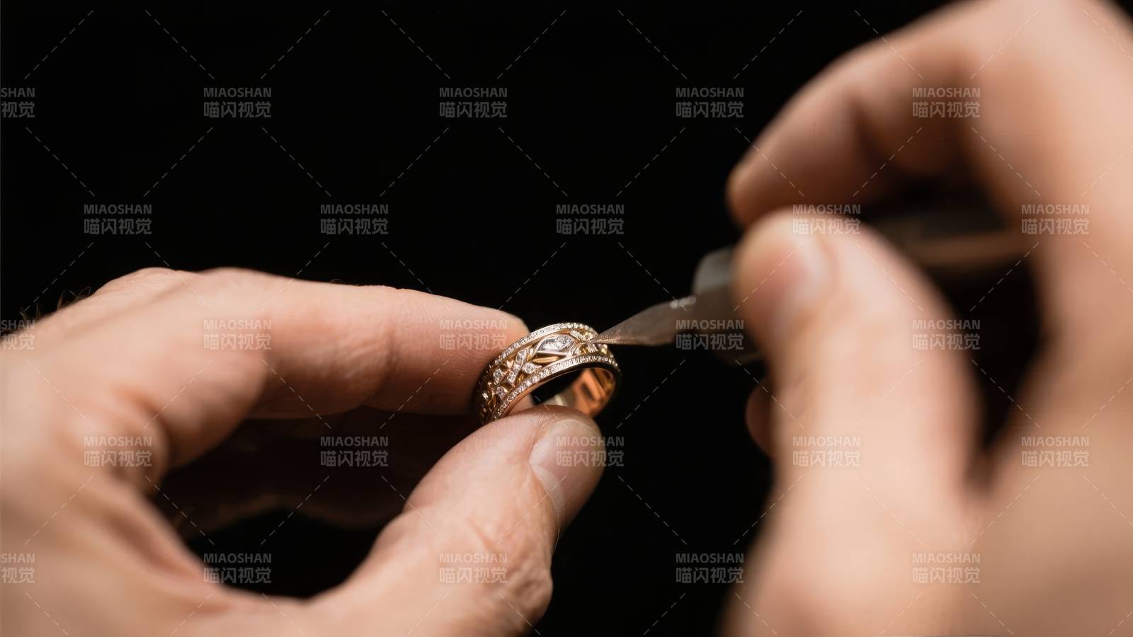 匠人精修戒指图片