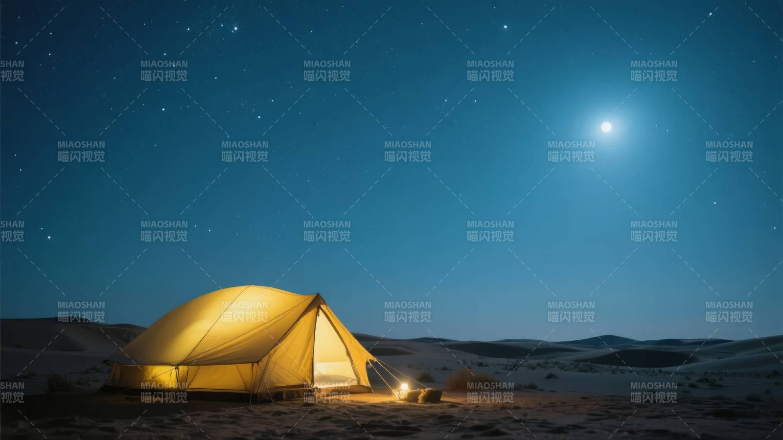 沙漠夜宿 月光帐篷图片