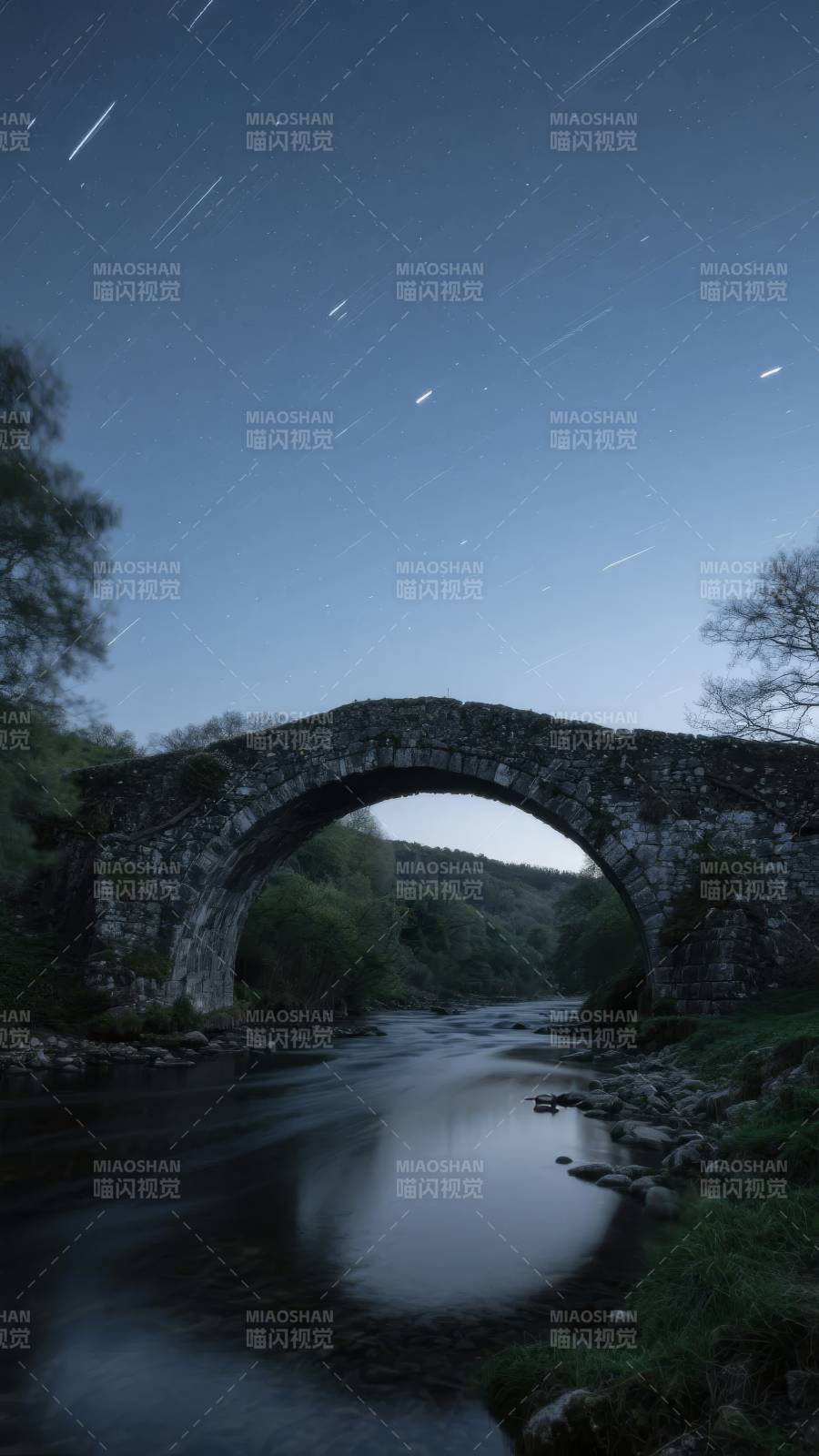 星河桥影夜景图片