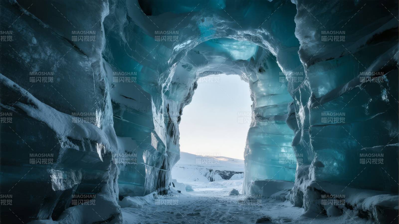冰洞奇观图片