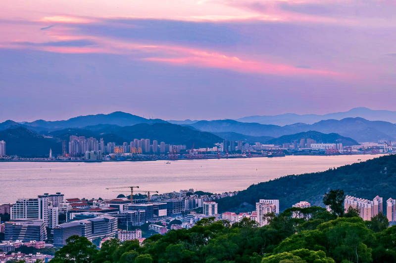 山海城景暮色美（厦门）图片