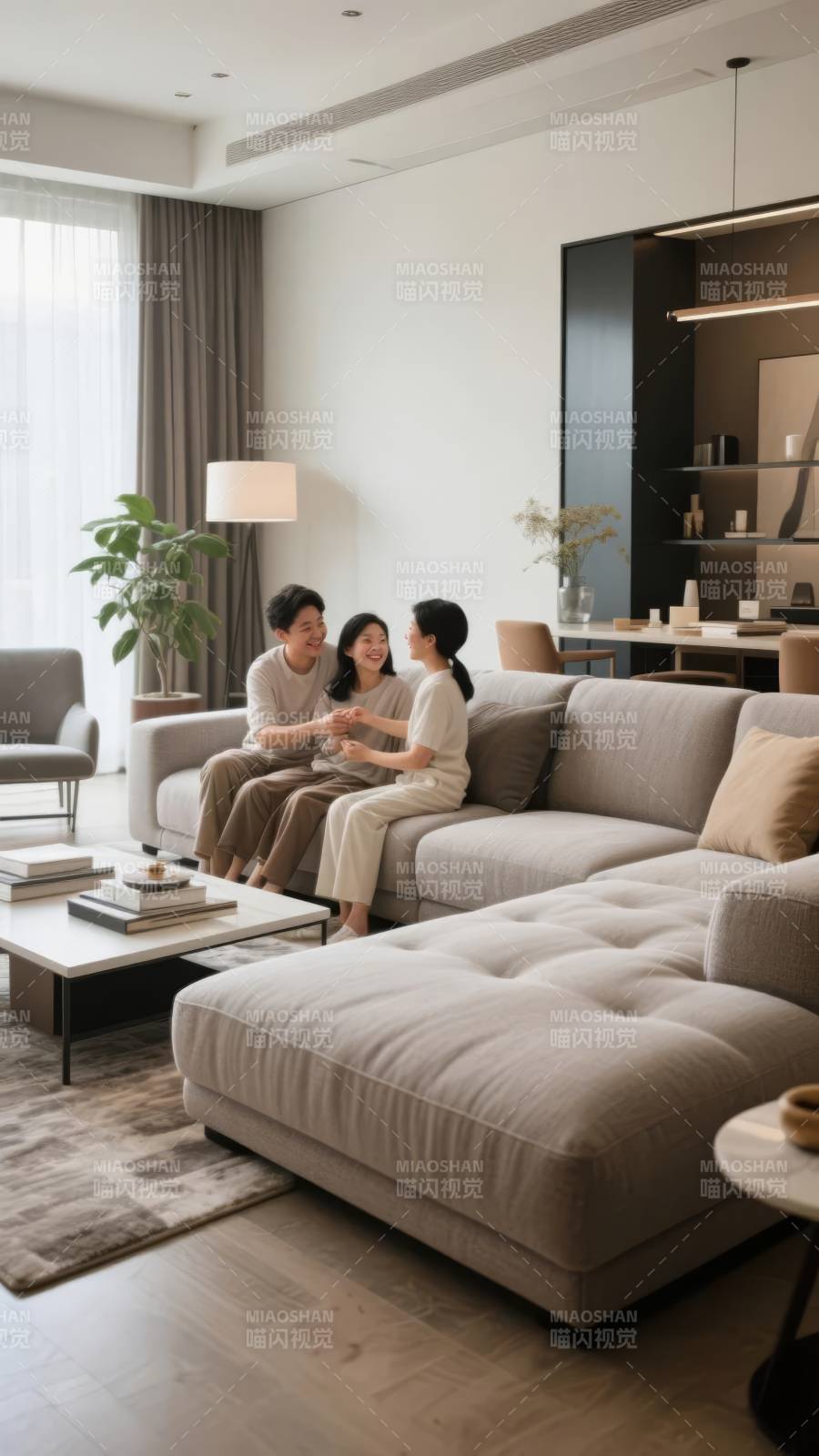 温馨客厅三人谈图片