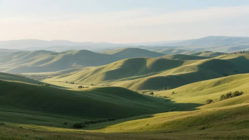 绿野连绵山丘图片
