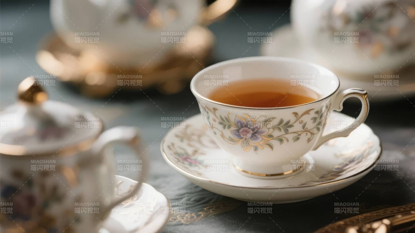 精致茶具品茗图图片