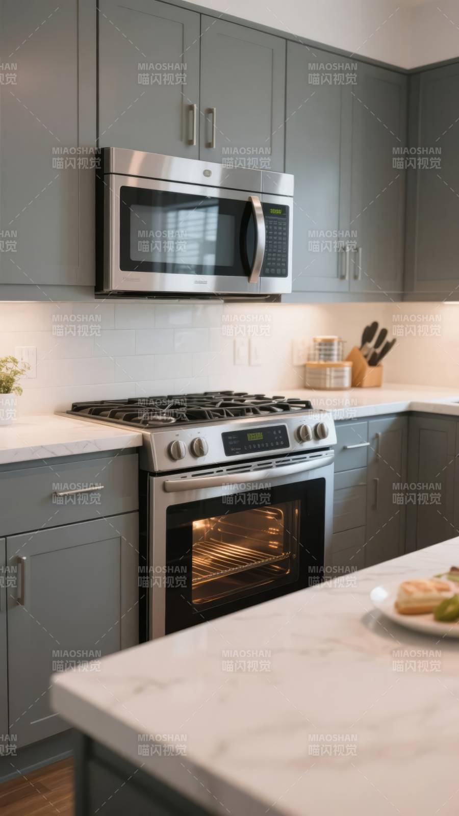 现代厨房 简约优雅图片