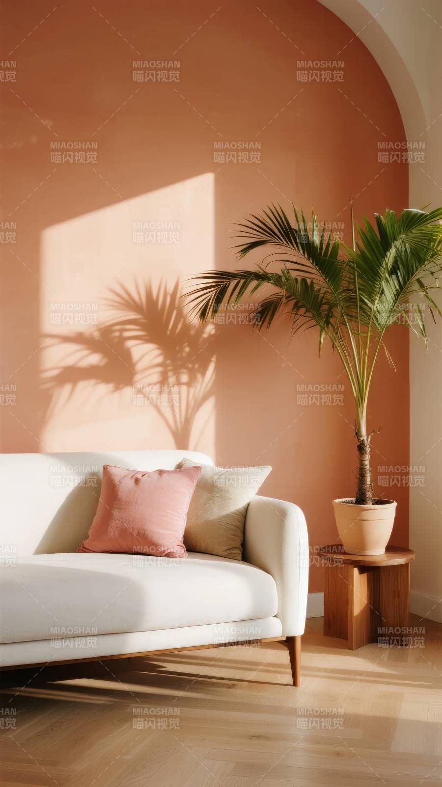 暖阳下的静谧角落图片