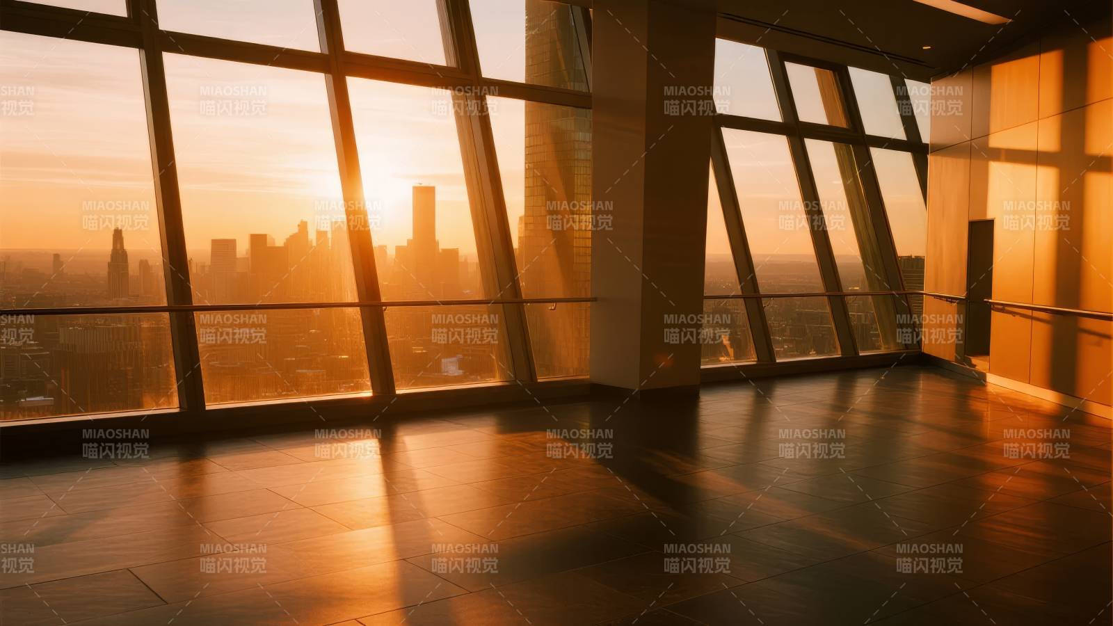 夕阳下的城市剪影图片