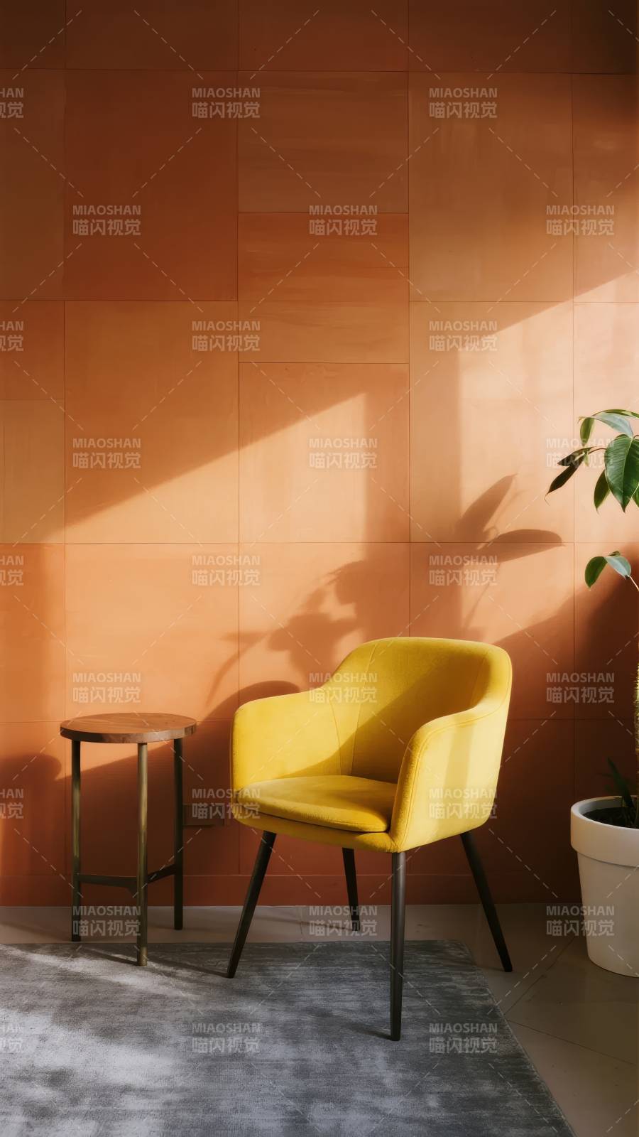 暖阳下的黄色座椅图片