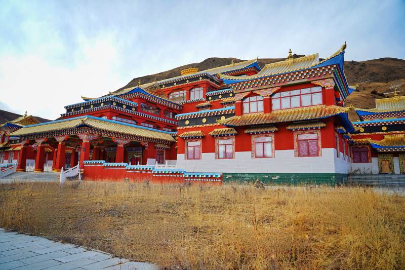 藏式寺庙风光图片