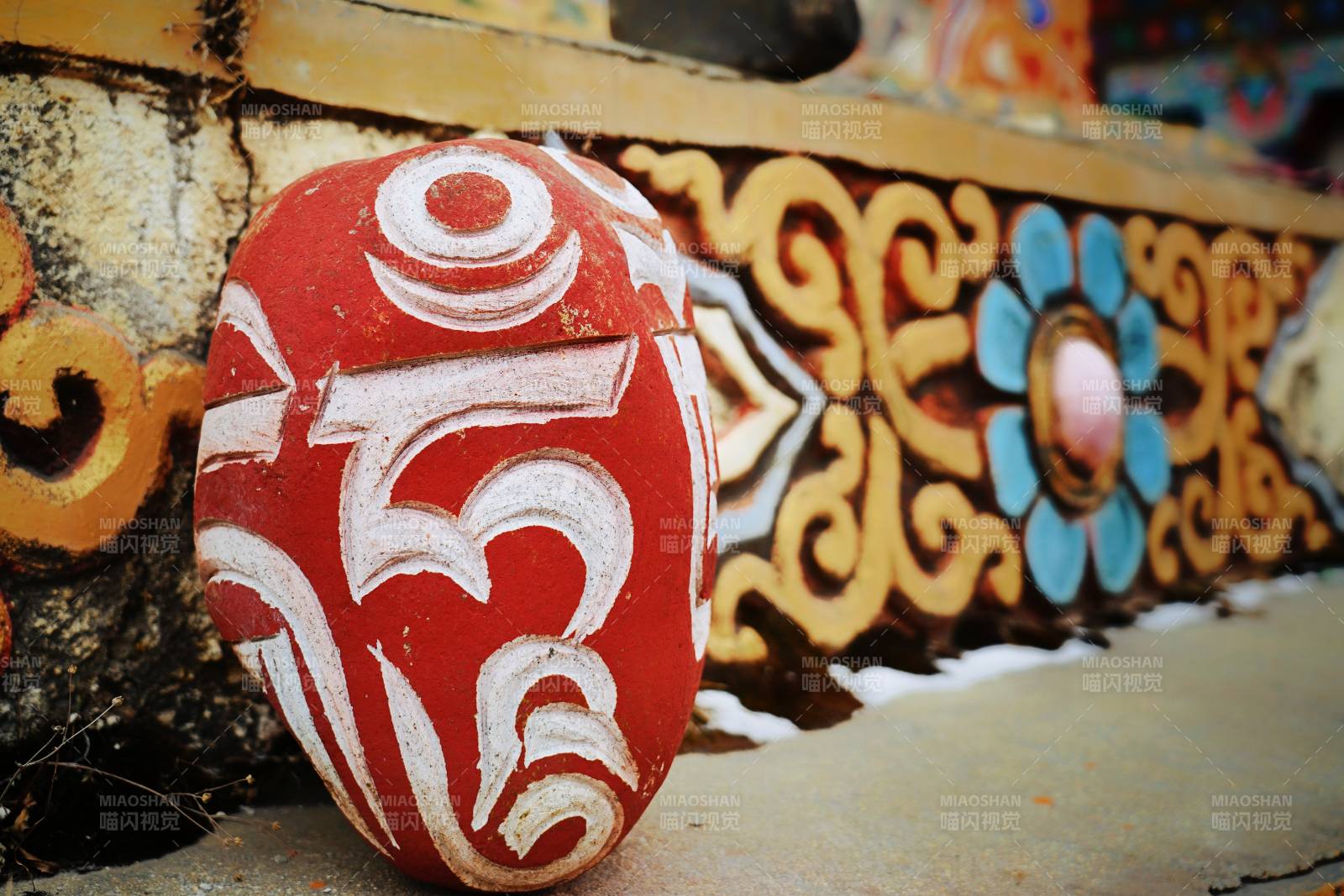 彩绘石雕艺术图片