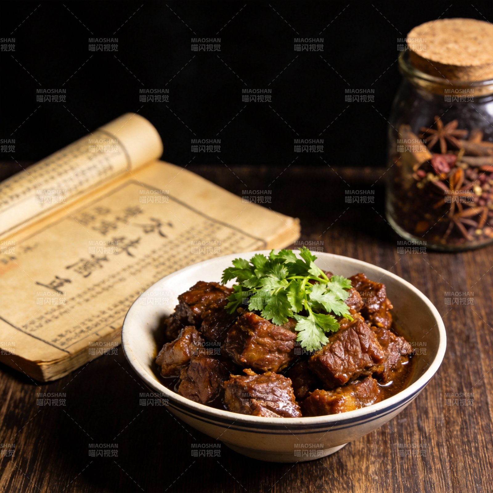 红烧牛肉配香料图片
