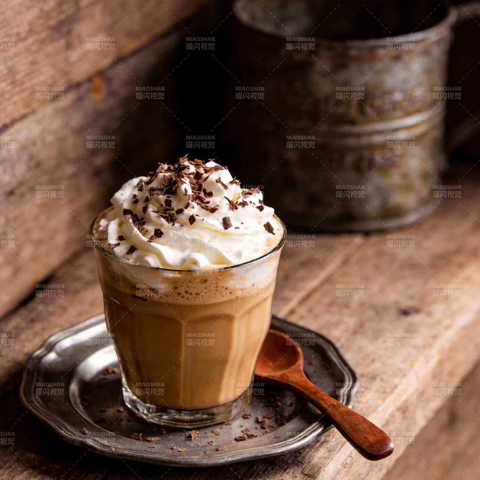 香浓咖啡配奶油图片