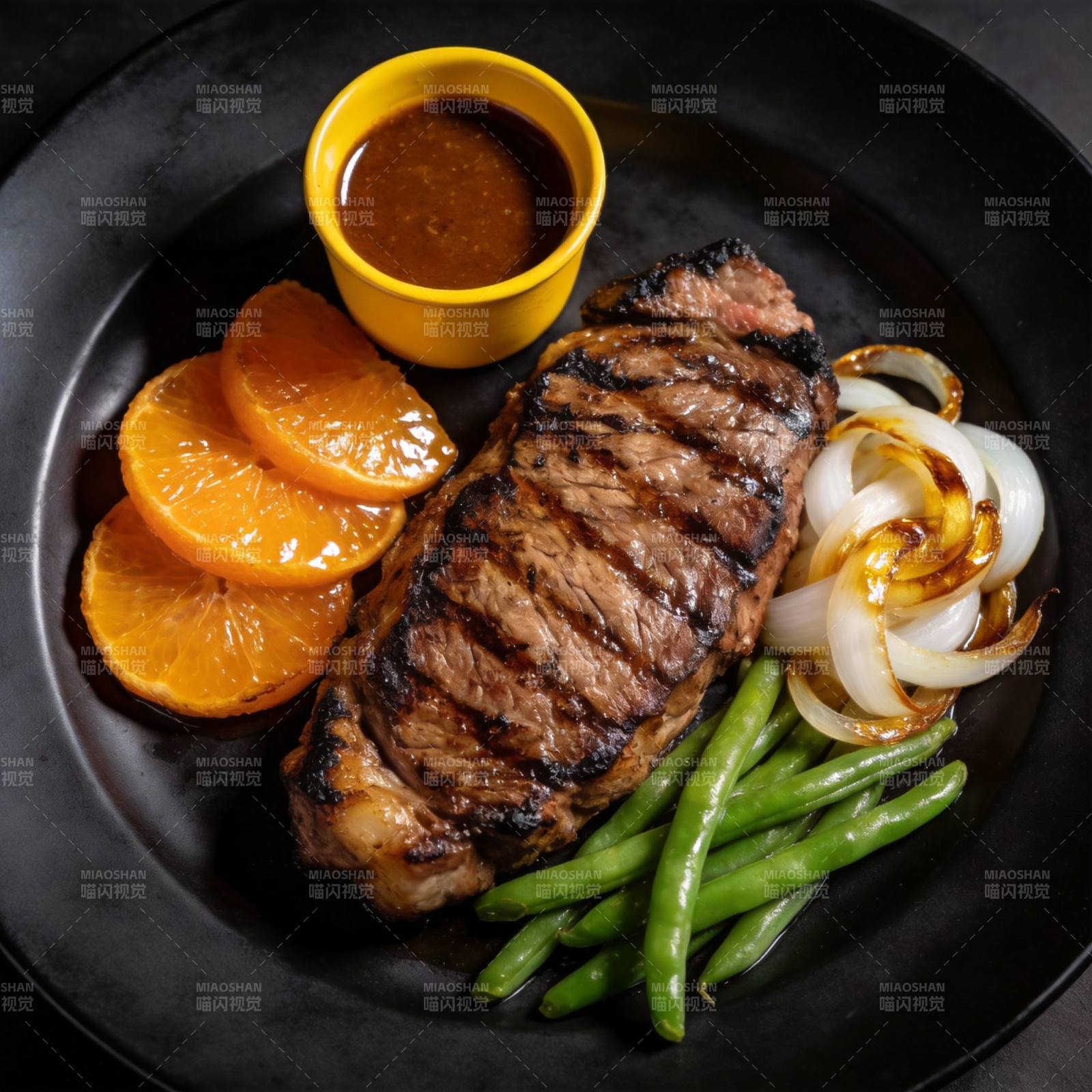 烤牛排配橙片与青豆图片