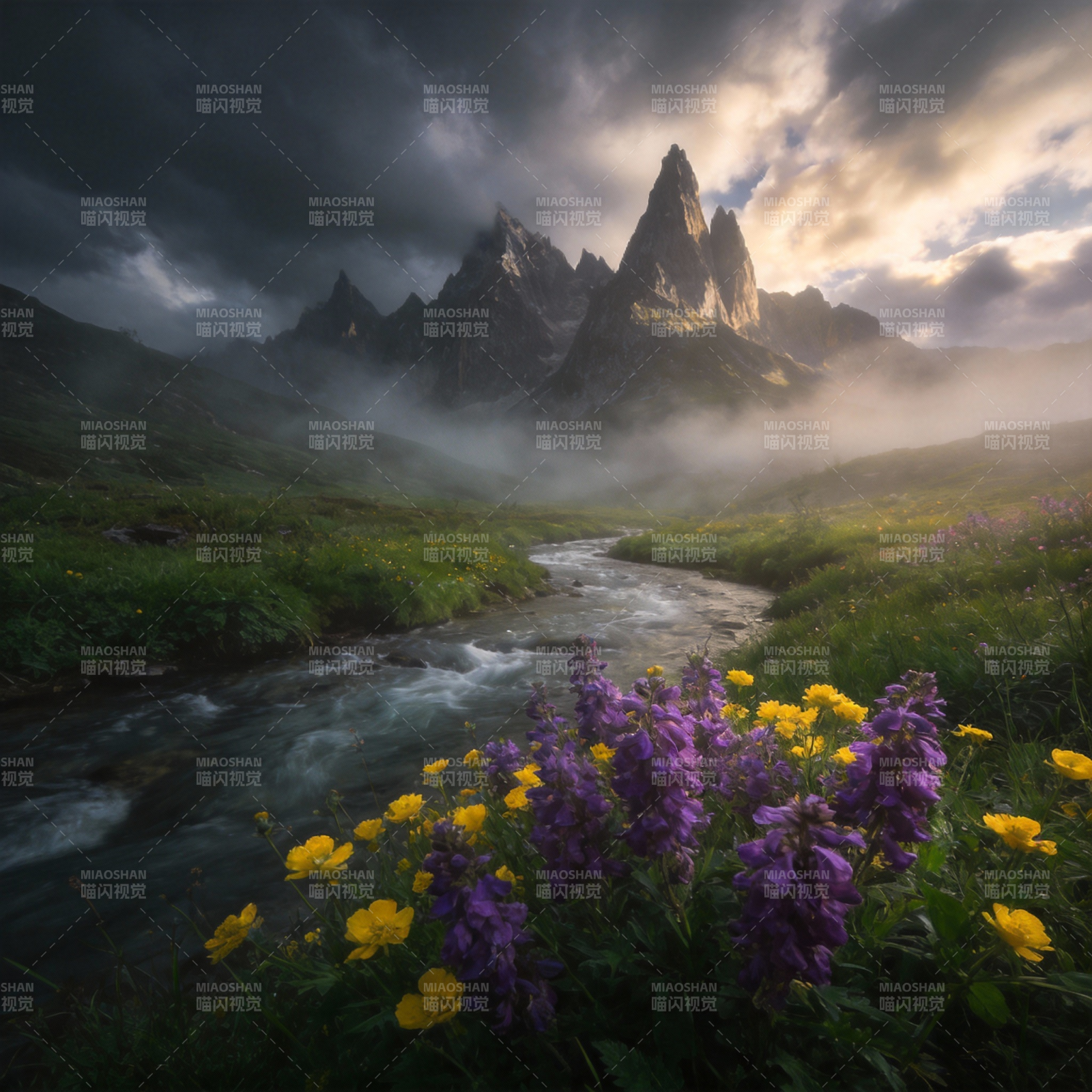 山间花溪晨雾图片