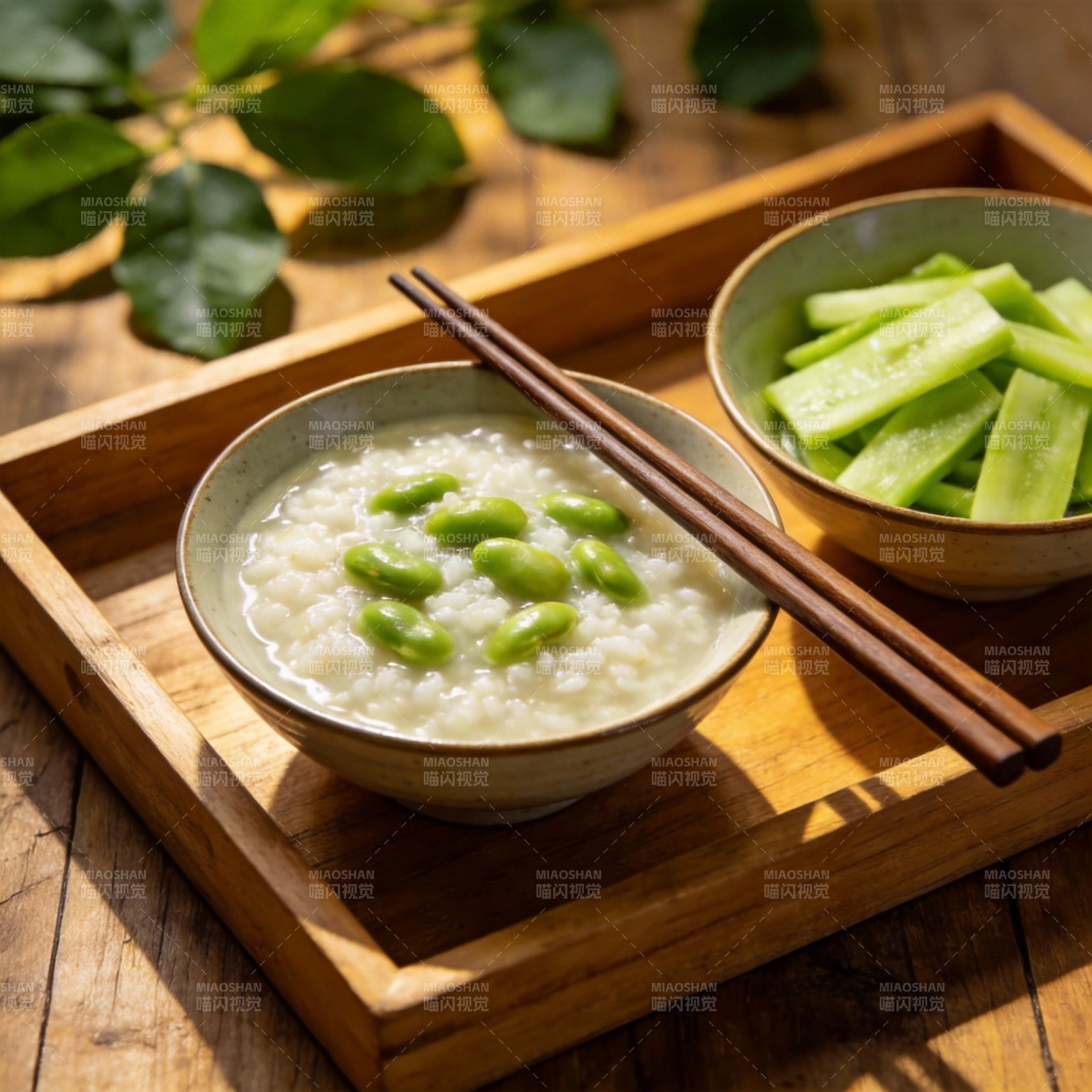 清粥配青豆黄瓜图片