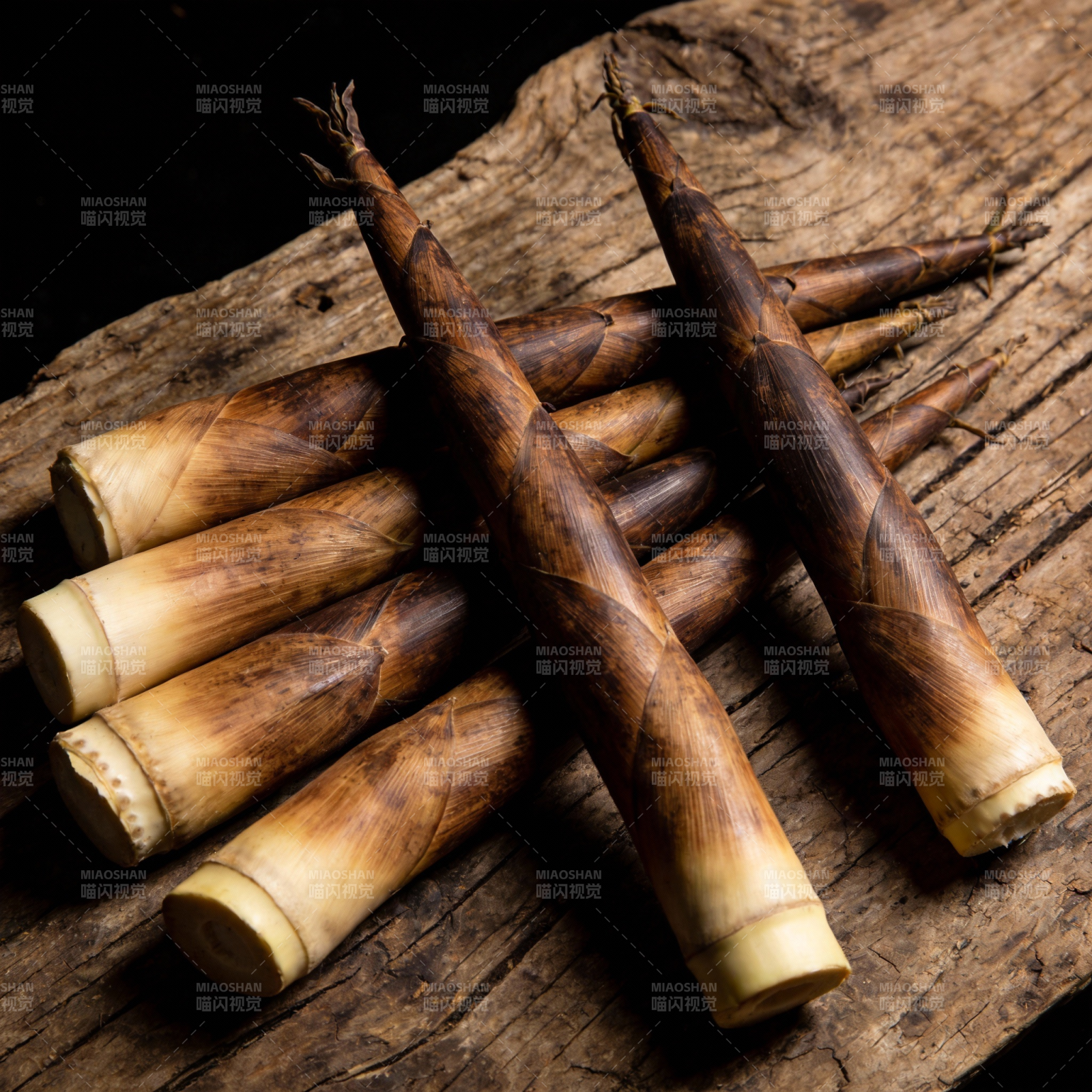 新鲜竹笋特写图片