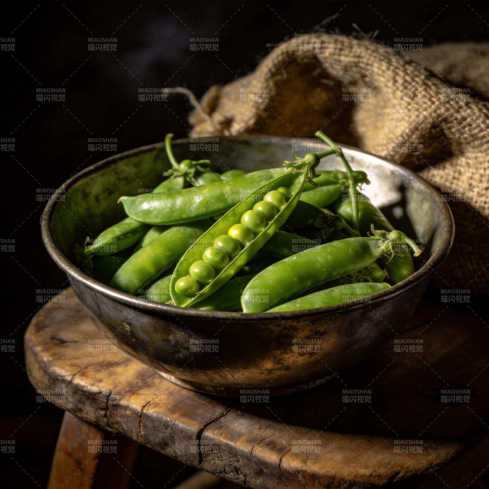 青豆满碗鲜嫩香图片