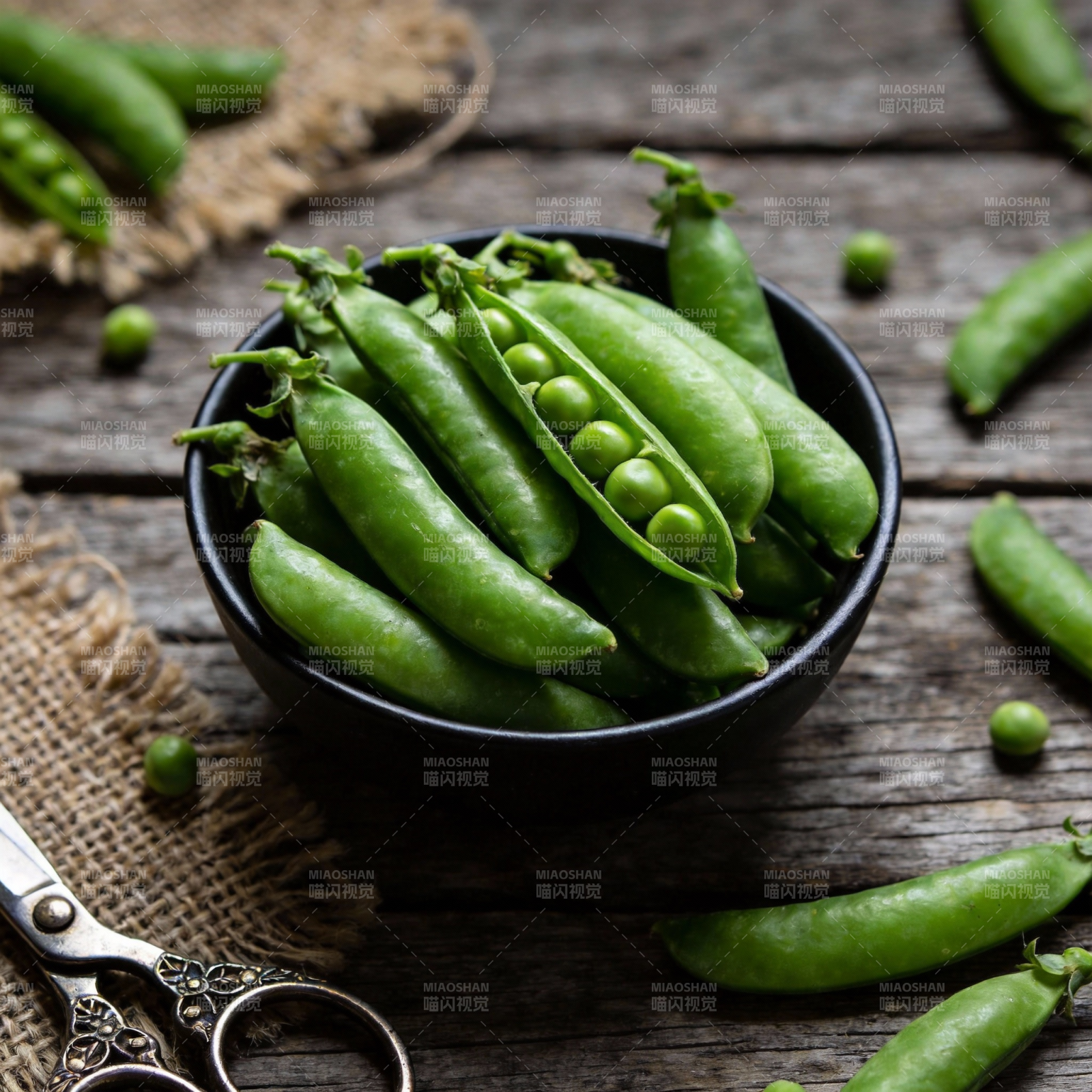 新鲜豌豆荚图片