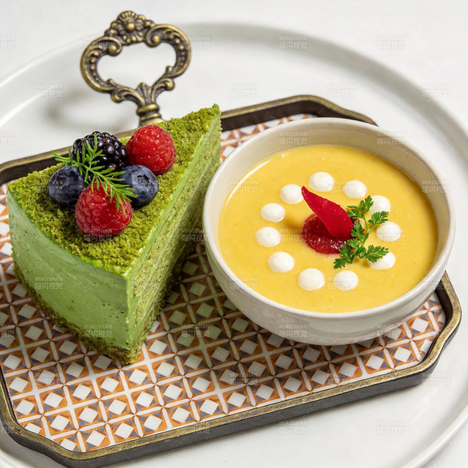 抹茶蛋糕配芒果布丁图片