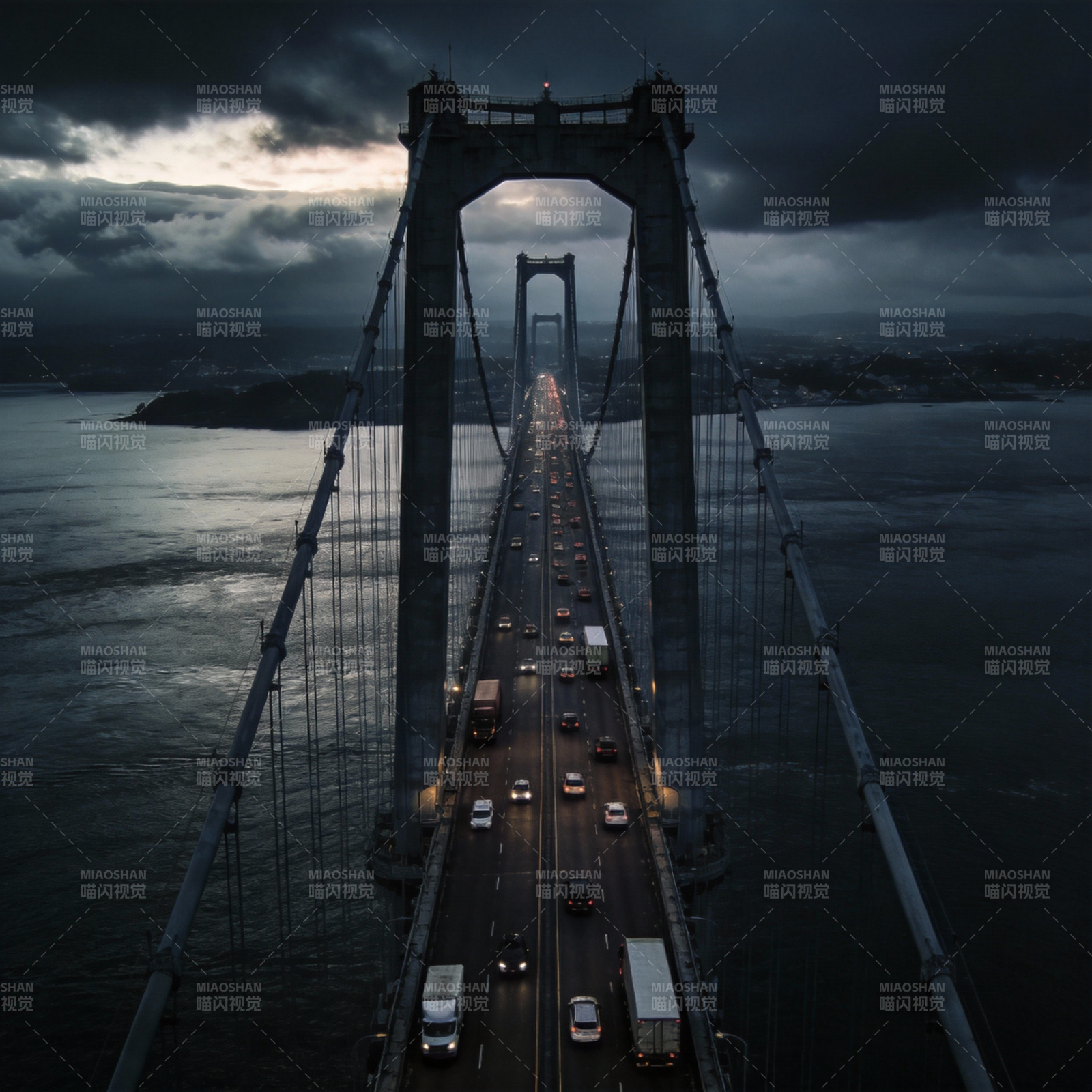 夜幕下的大桥图片