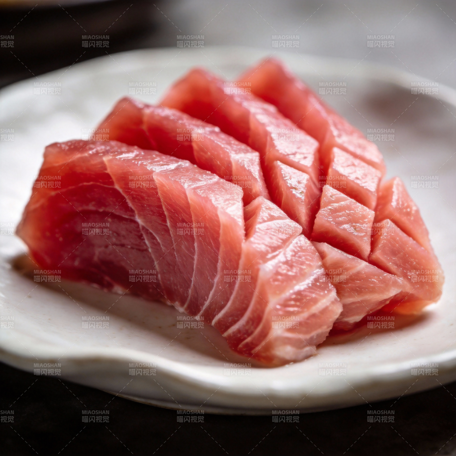 新鲜金枪鱼刺身图片