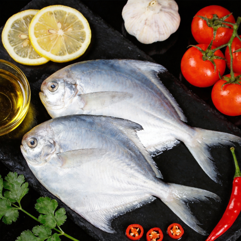 新鲜鱼配蔬果图片