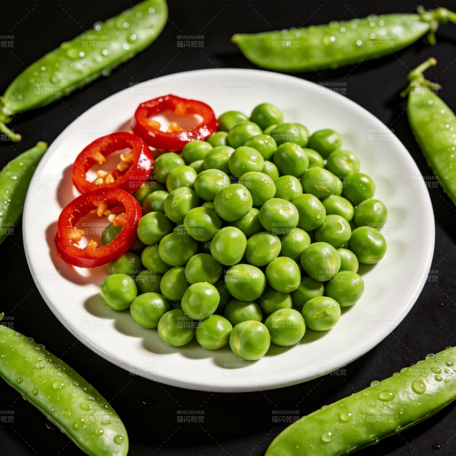 青豆配红椒圈图片