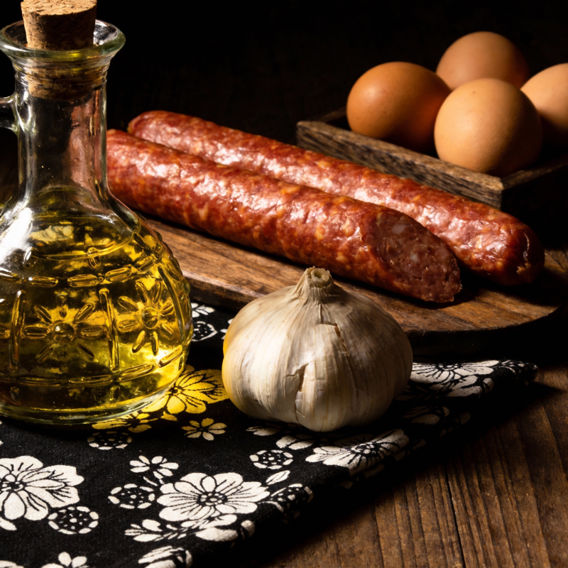 香肠配蒜油蛋图片