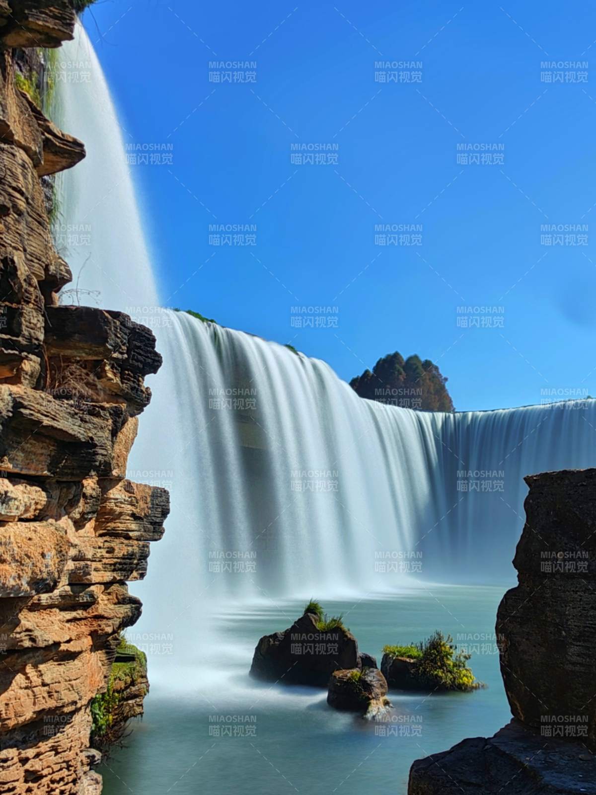 昆明瀑布公园景观图片