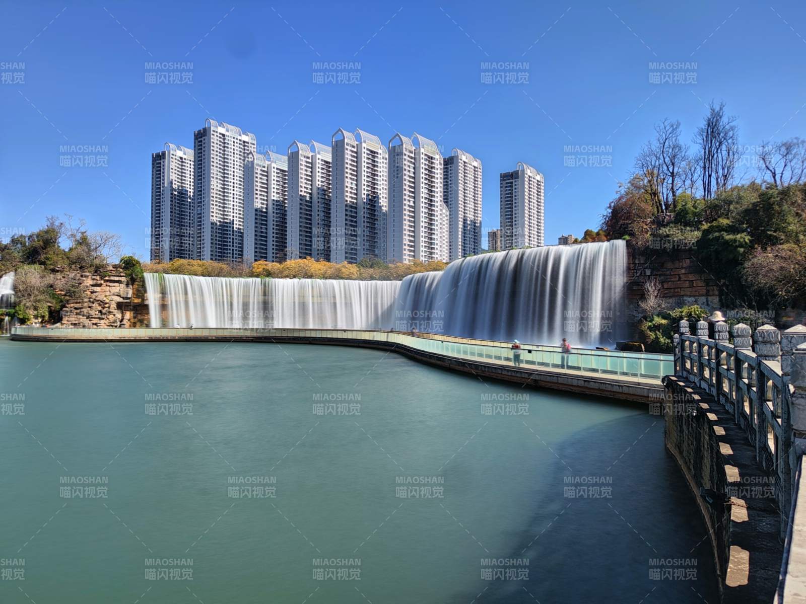 昆明瀑布公园景观图片