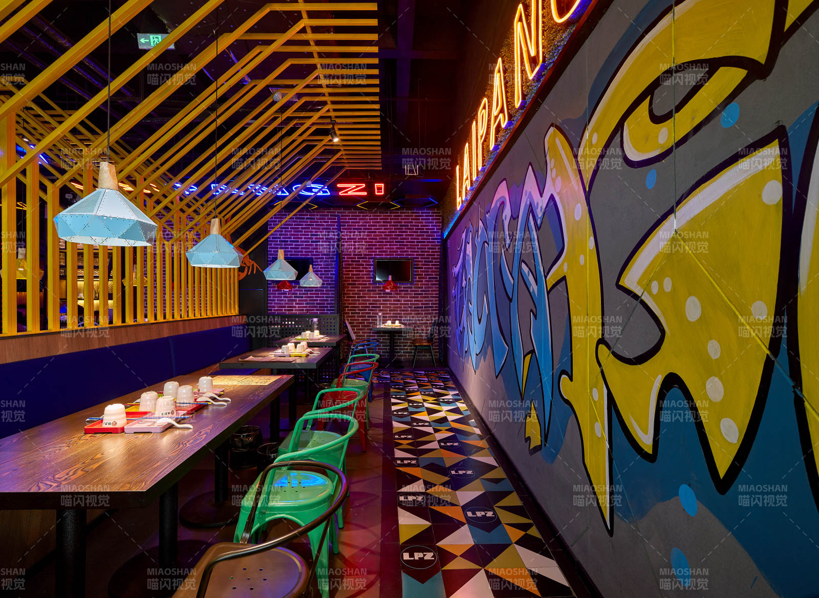 霓虹涂鸦餐厅图片