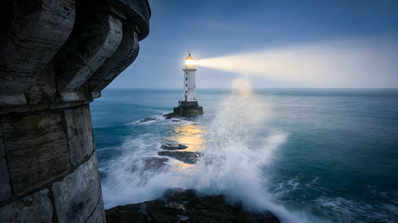 灯塔守望海浪图片