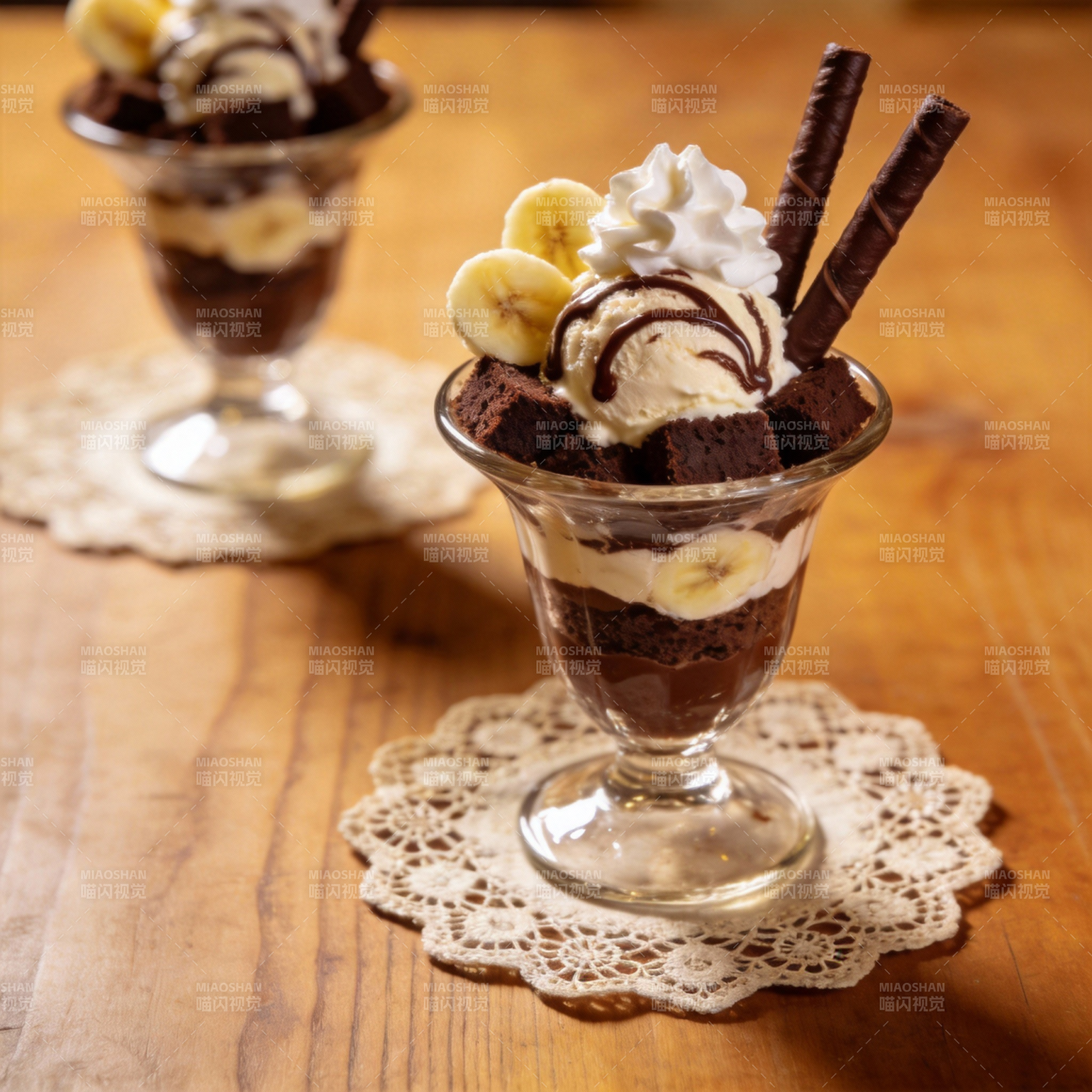香蕉巧克力甜品图片