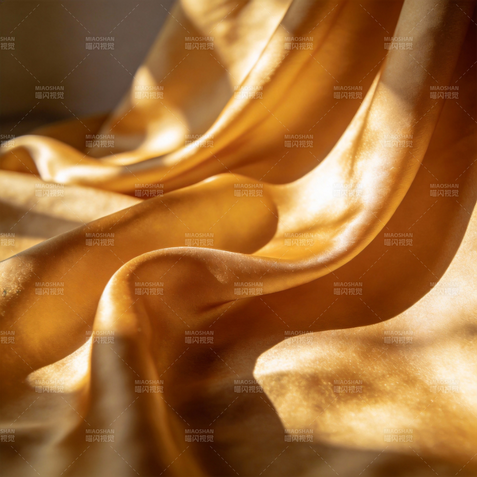 金色绸缎柔光图片