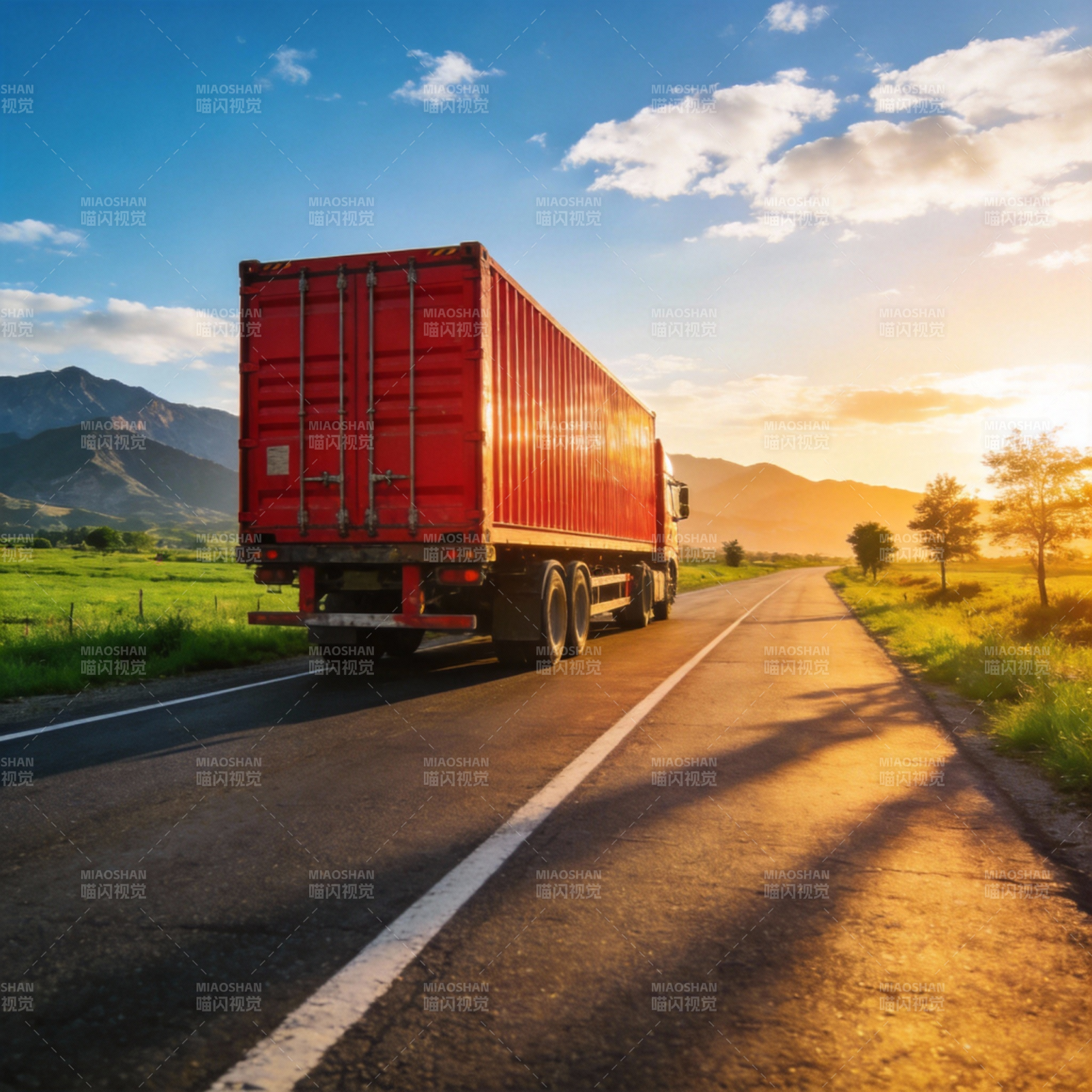 红货柜车驰骋乡道图片