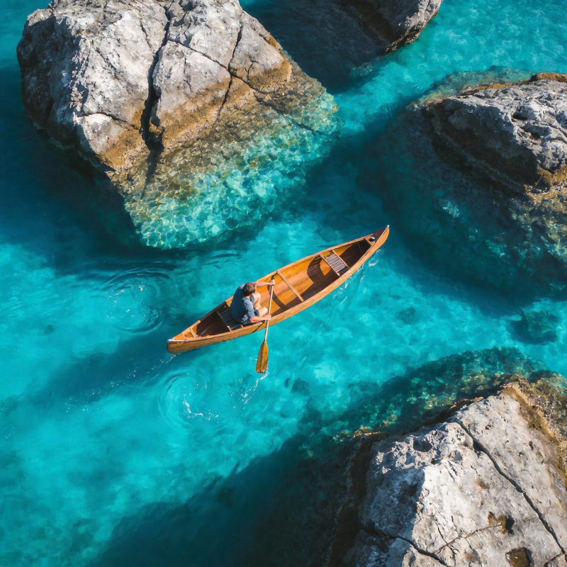 碧水独舟行图片