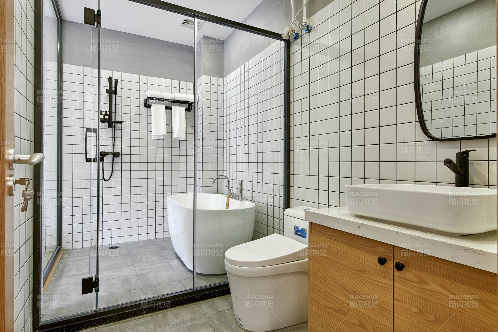 现代简约浴室设计图片