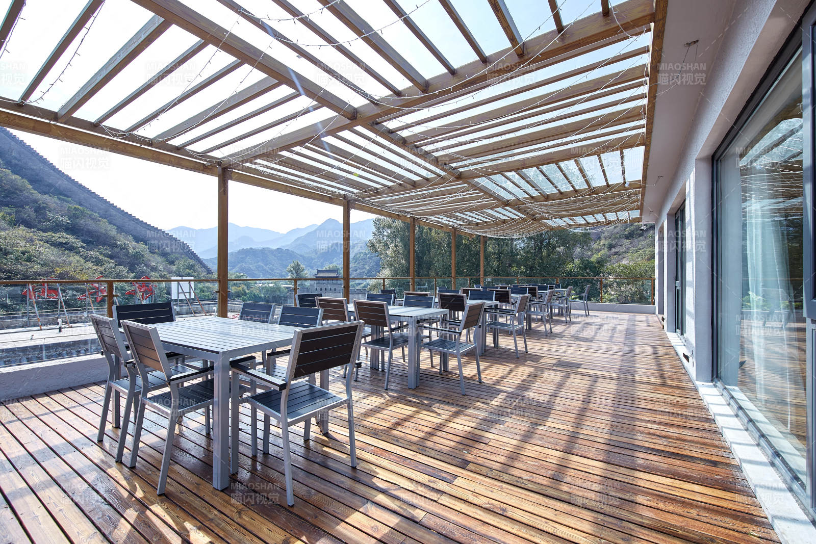 山景露台餐厅图片