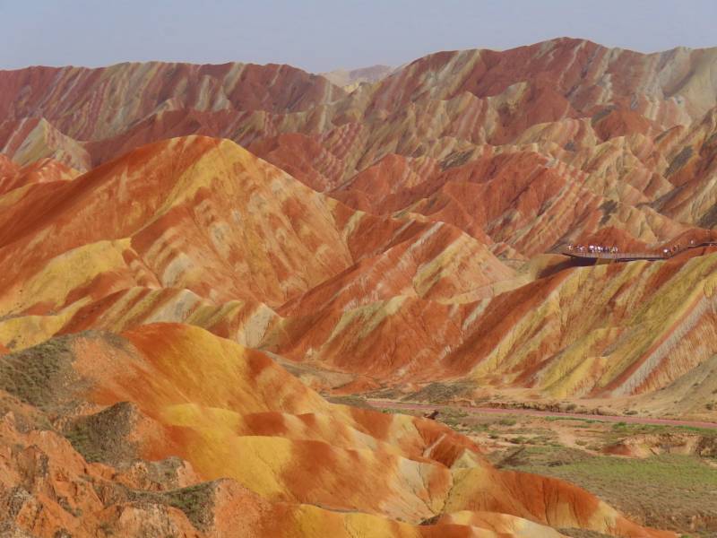 七彩丹霞地貌图片