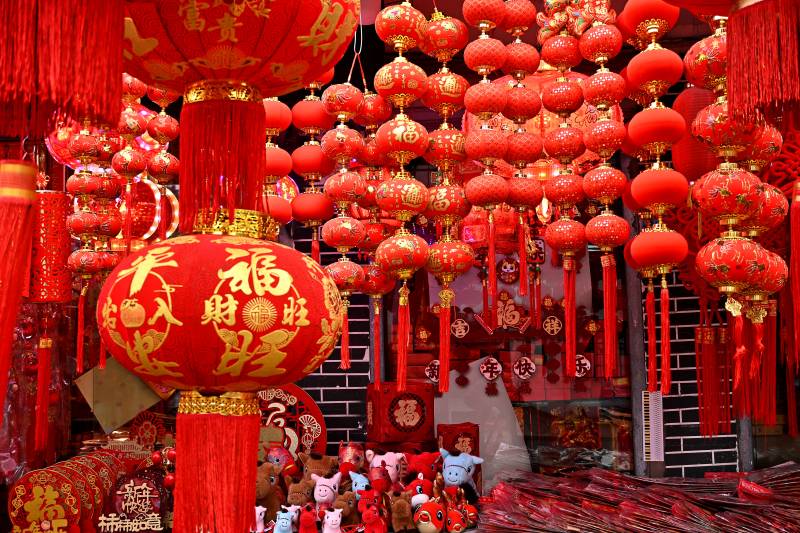 红灯笼迎新春图片