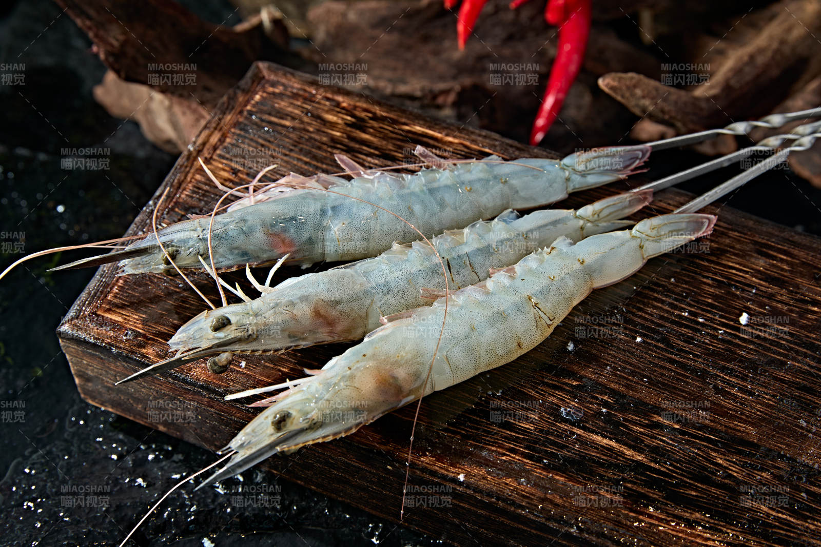 美味烧烤食材生鲜串串虾图片