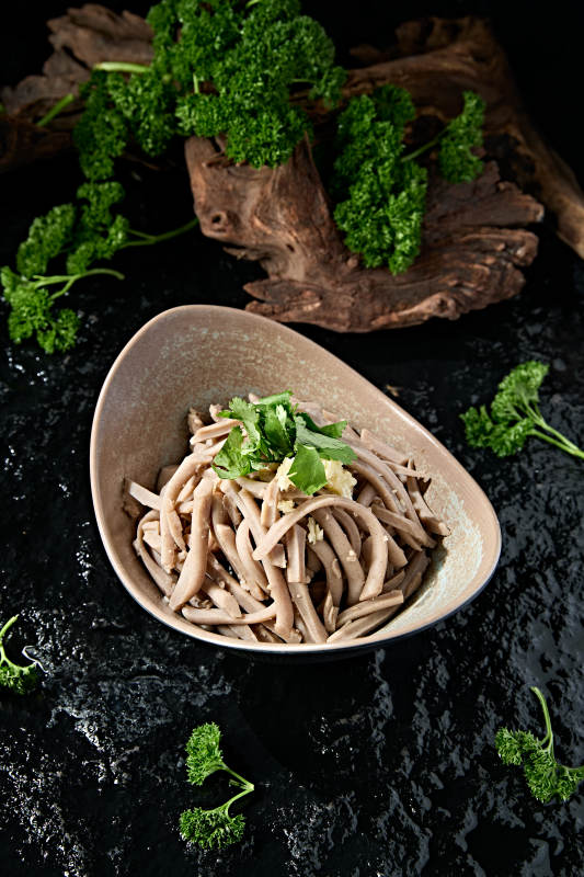 山西美食杂粮香辣桥面凉粉图片