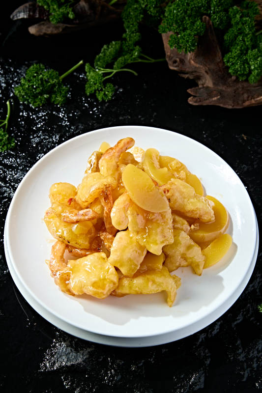 改良美味菜肴东北锅包虾图片