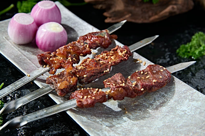 锦州烧烤炭烤大串油边肉图片