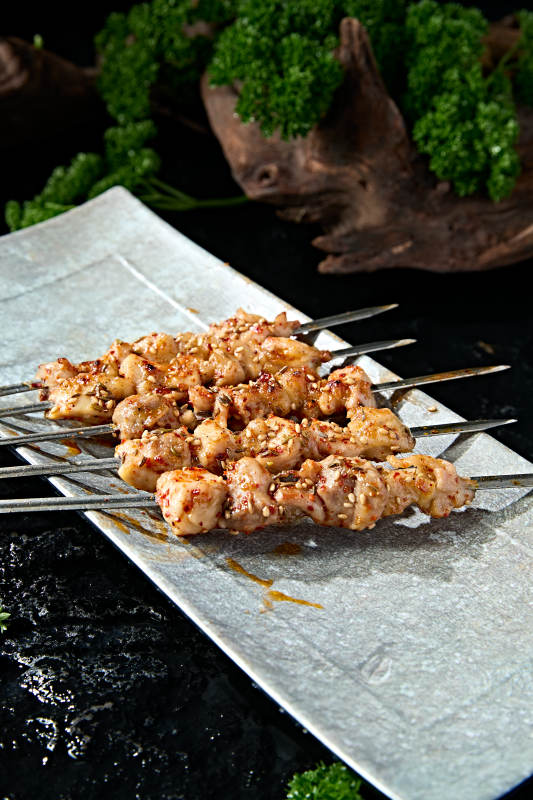 风味美食夜宵烧烤炭烤美味羊肉筋图片