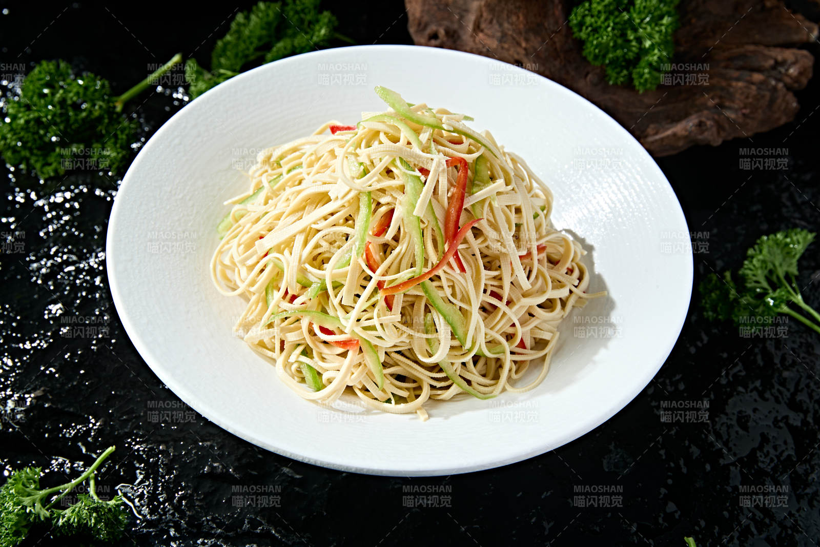 美味凉菜彩椒丝凉拌干豆腐丝图片