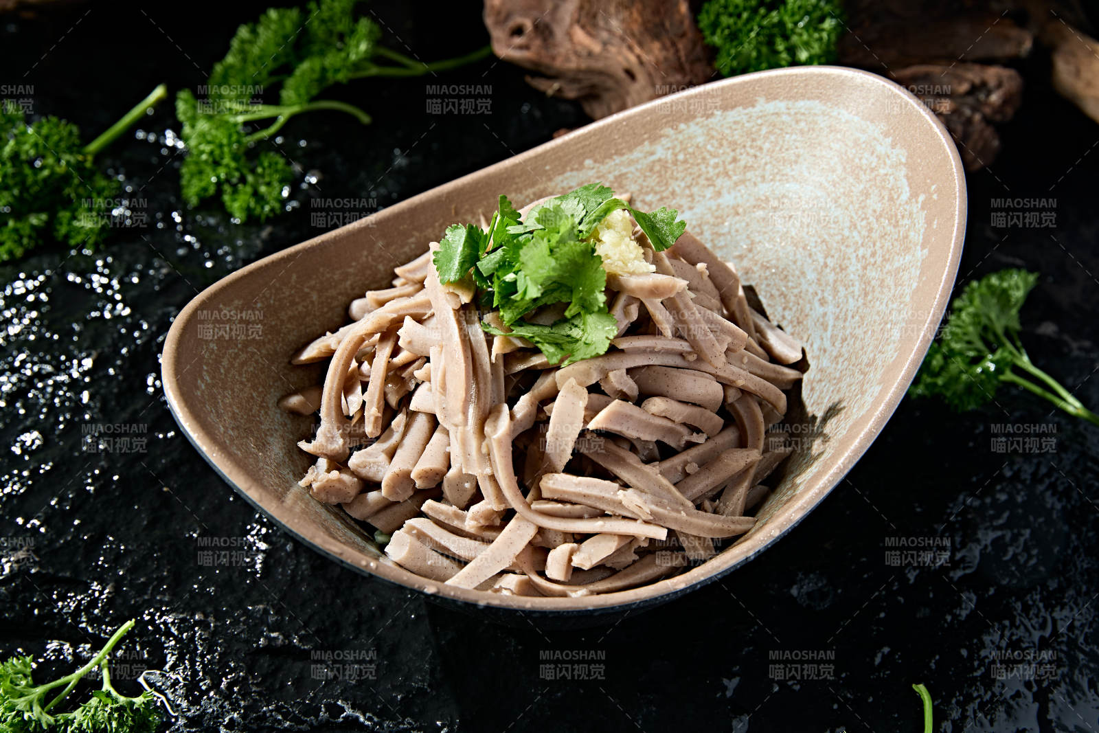 山西美食杂粮香辣桥面凉粉图片